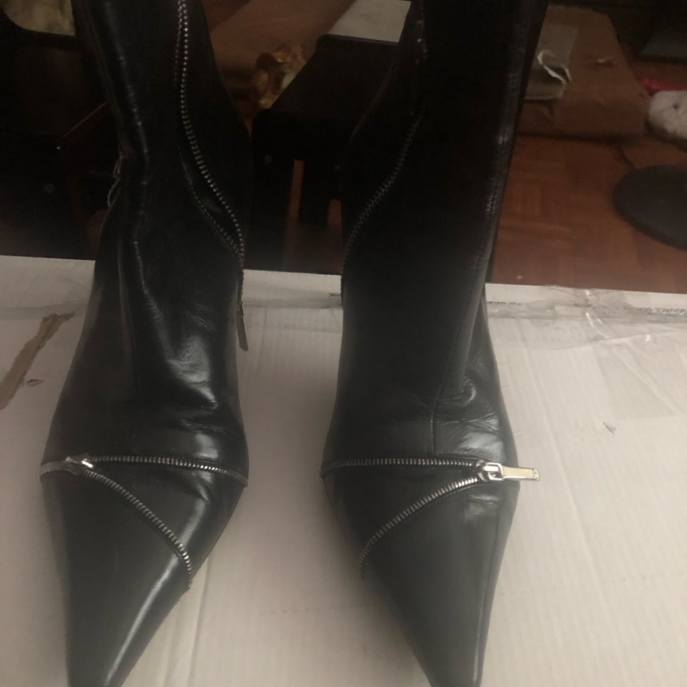 Beautiful pair of used Doir ankle boots. Size 38 1/2 = 7 1/2.